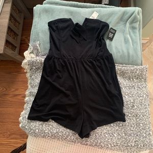 Express BLK strapless tie romper size small NWT
